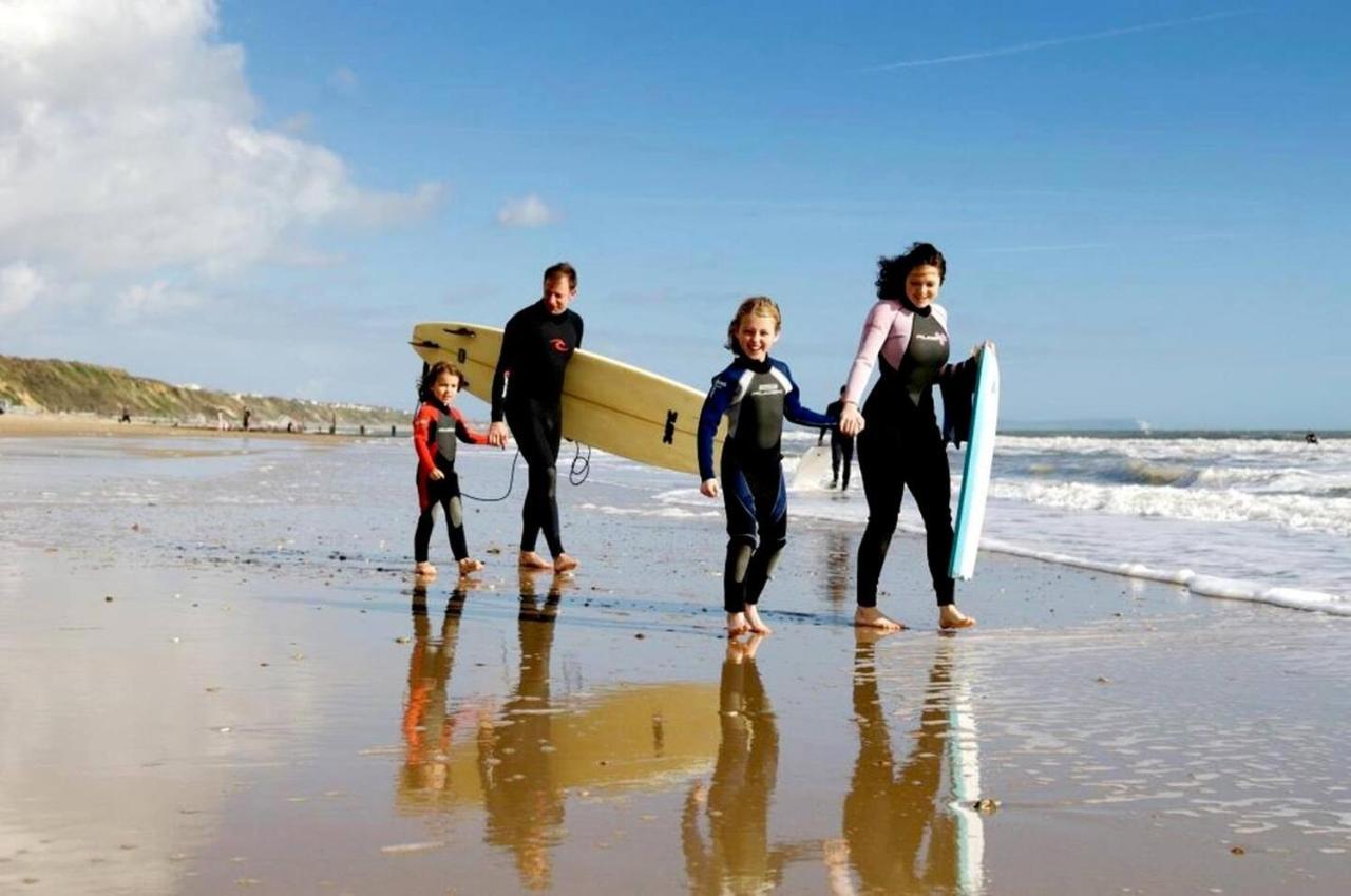 Flat-C, 4 Adults, 20 Mins To Beach, Netflix, Wifi, Sleeps 4 Adults Bournemouth Esterno foto